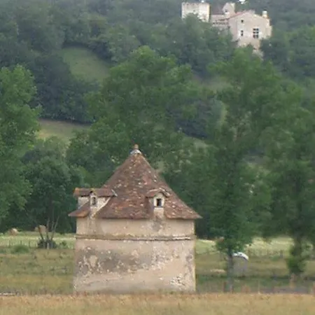 Le Relais Du Chateau فندق 3*