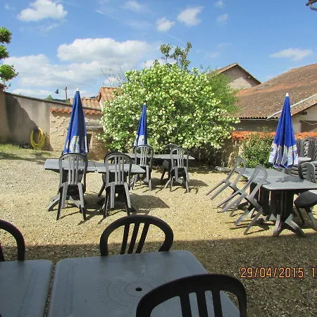 Le Relais Du Chateau 3*